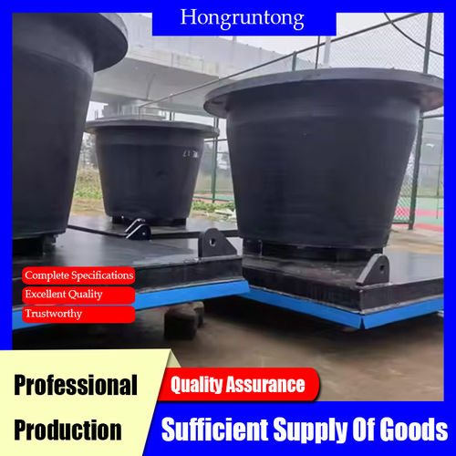 последний случай компании о Cone Rubber Fenders from Hongruntong Marine Enhance Berthing Safety and Reduce Maintenance Costs