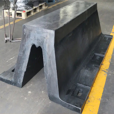 Экструдированные резиновые доковые крылышки бампер в форме V 8 Mpa прочность на растяжение