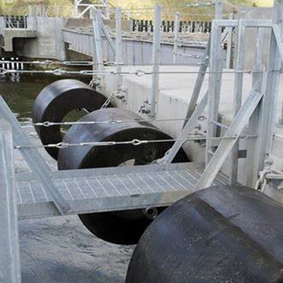 Цилиндрические морские крылышки Морское защитное снаряжение Доступные крылышки для доковой эксплуатации
