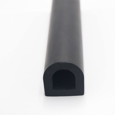 Морской кранцевый отбойник D-типа. Легкая и гибкая конструкция обеспечивает надежную защиту от столкновений.