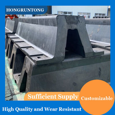 Арк резиновый фендер Единообразное распределение силы Низкое обслуживание Высокая устойчивость к сжатию