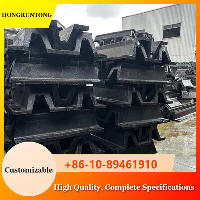 Арк резиновый фендер Единообразное распределение силы Низкое обслуживание Высокая устойчивость к сжатию